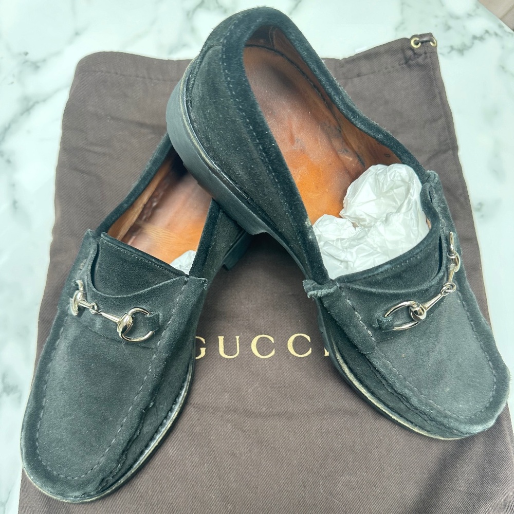 Gucci Suede Black Lug Loafer with Silver Horse Bit Size 6.5B